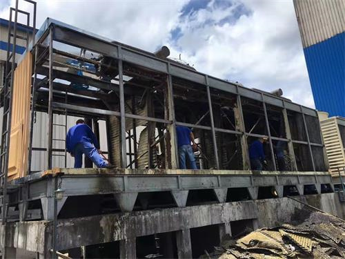 冷卻塔的分類特點(diǎn)有哪些?(冷卻塔的分類及特點(diǎn))